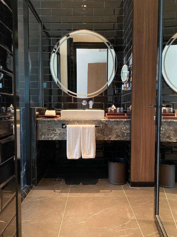 M Resort & Hotel 吉隆坡 外观 照片 Bathroom